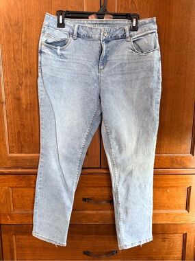Natural Reflections Women’s Winston crop Jeans - vintage wash